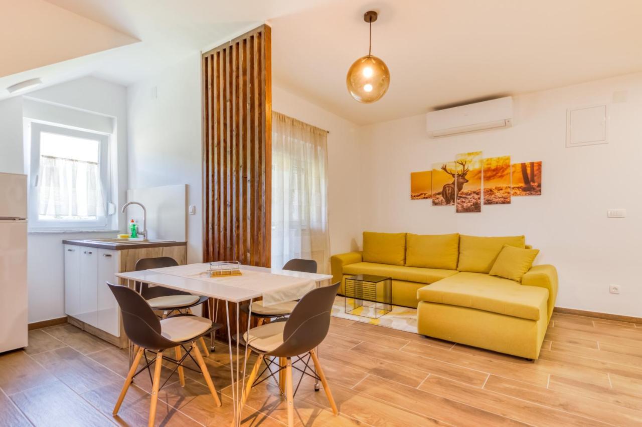 רקוביצה Apartmani Leptir מראה חיצוני תמונה