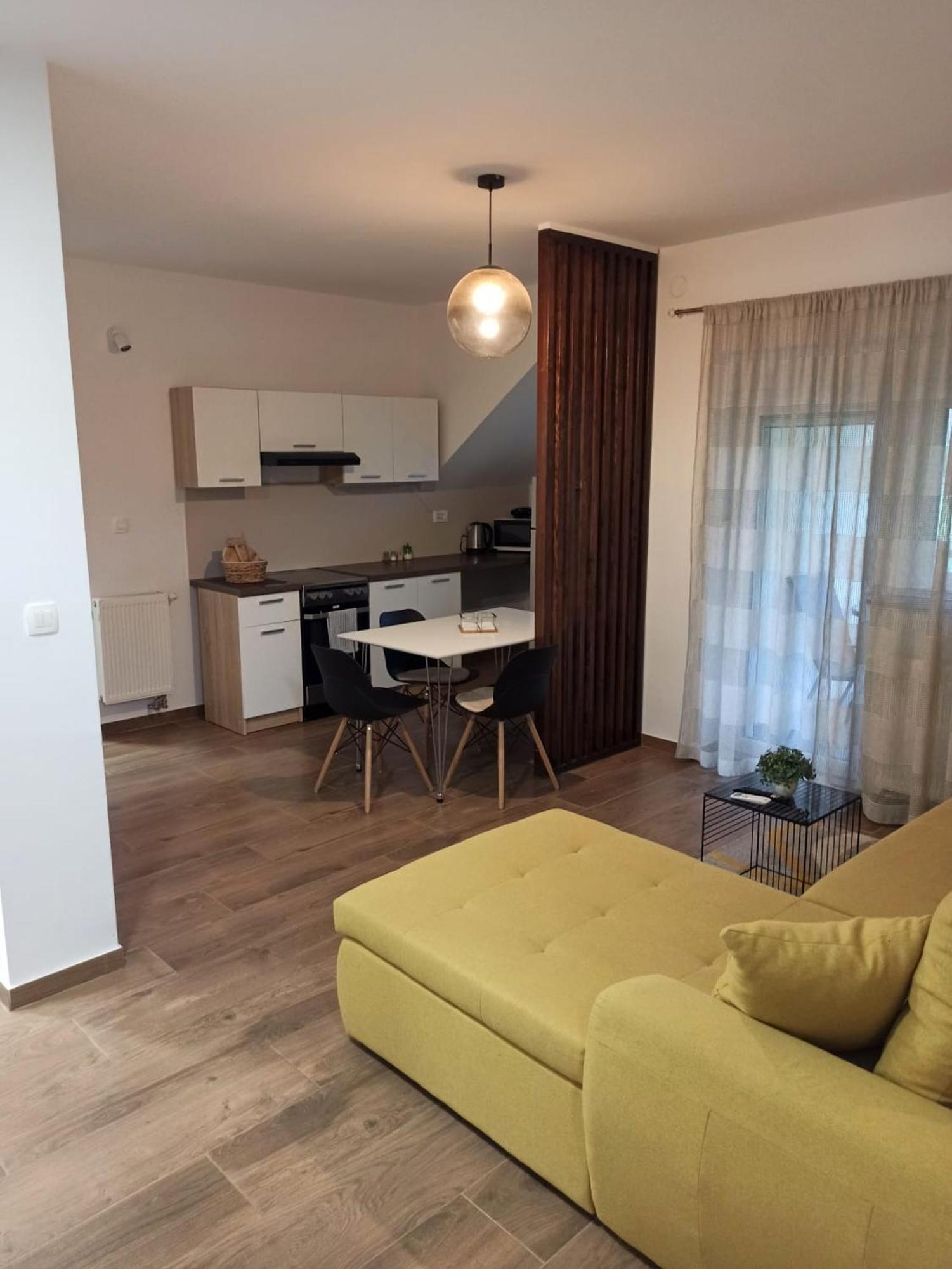 רקוביצה Apartmani Leptir מראה חיצוני תמונה