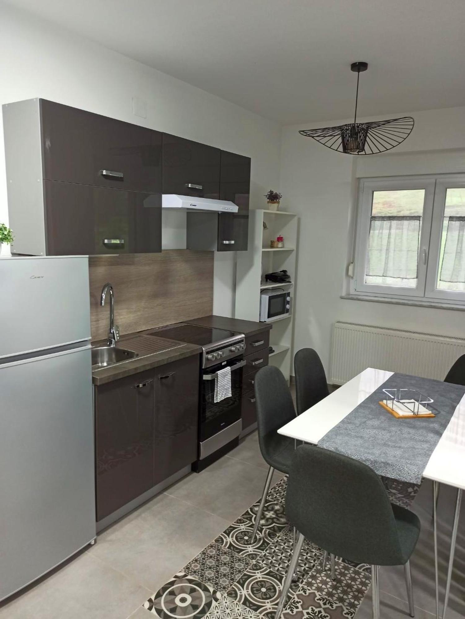רקוביצה Apartmani Leptir מראה חיצוני תמונה